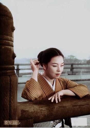 女経